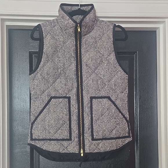 J. Crew Herringbone Puffer Vest Size XS - Picture 2 of 12